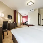 Victor Desilva Hotel Pruszków