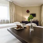 Victor Desilva Hotel 3*