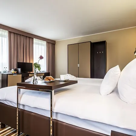 Victor Desilva Hotell Pruszków