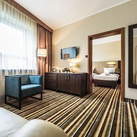 Hotel Desilva Pruszkow Hotel Pruszków