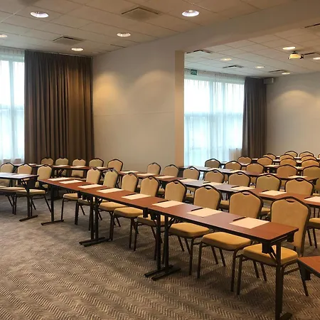 Otel Hotel Desilva Pruszkow