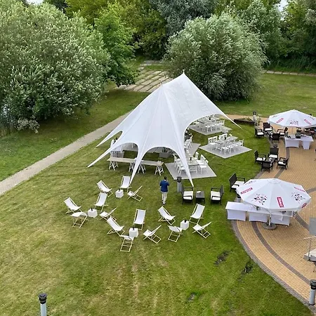 Victor Desilva Hotel