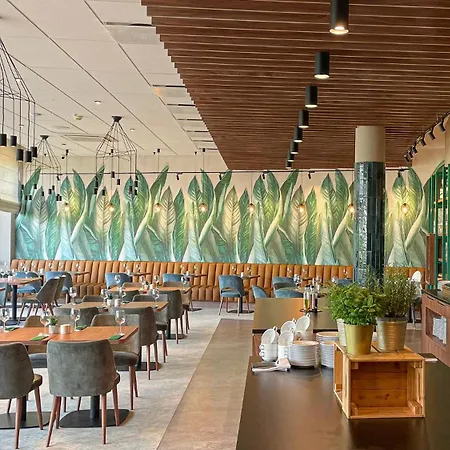 Victor Desilva Hotel 3*