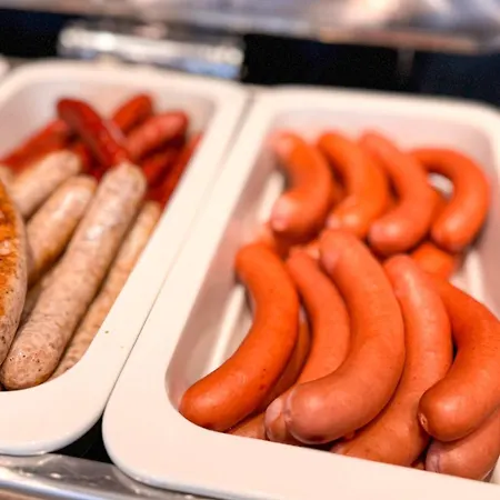 מלון Victor Desilva 3*