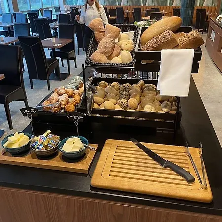 Victor Desilva Hotel 3*