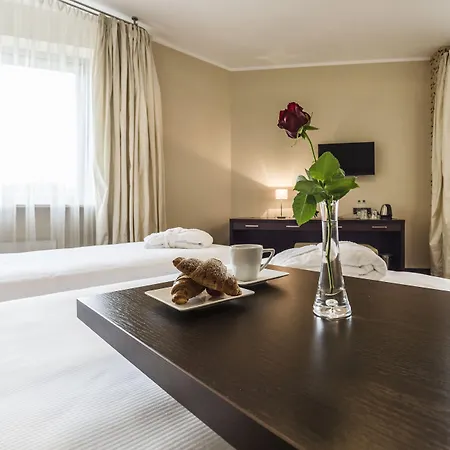 Victor Desilva מלון 3*