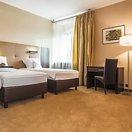 Victor Desilva Hotel