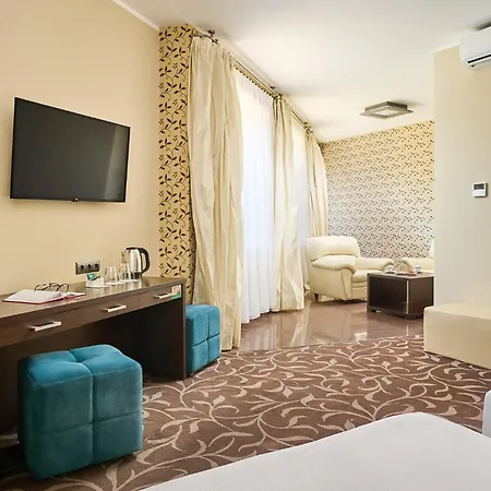 Victor Desilva Hotel