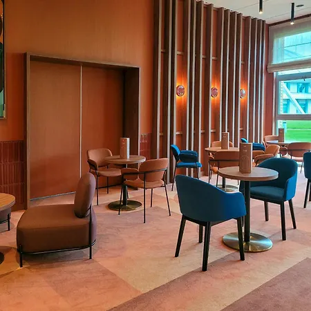 Hotel Desilva Pruszkow Hotel 3*