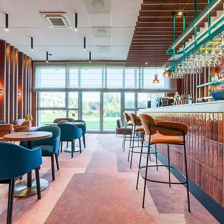 Hotel Hotel Victor Pruszków DeSilva