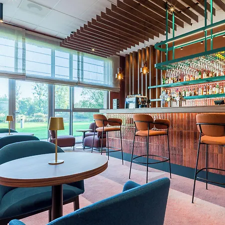 Hotel Hotel Victor Pruszków DeSilva