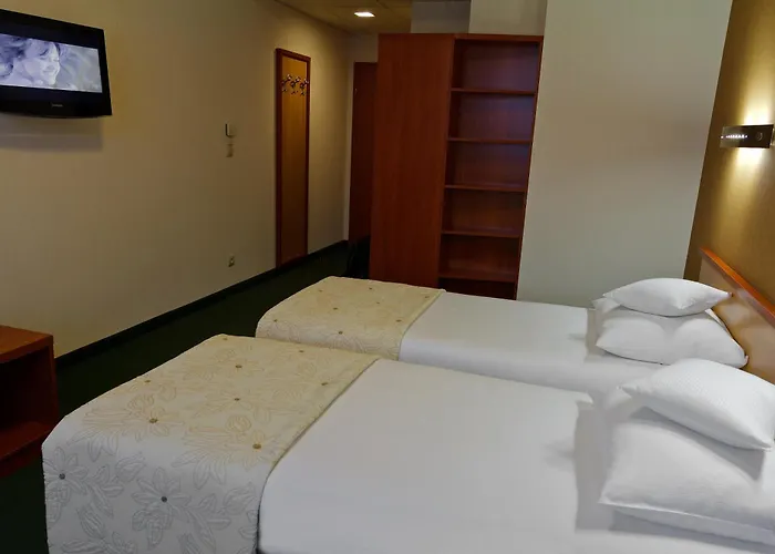 Victor Desilva 3* Pruszków